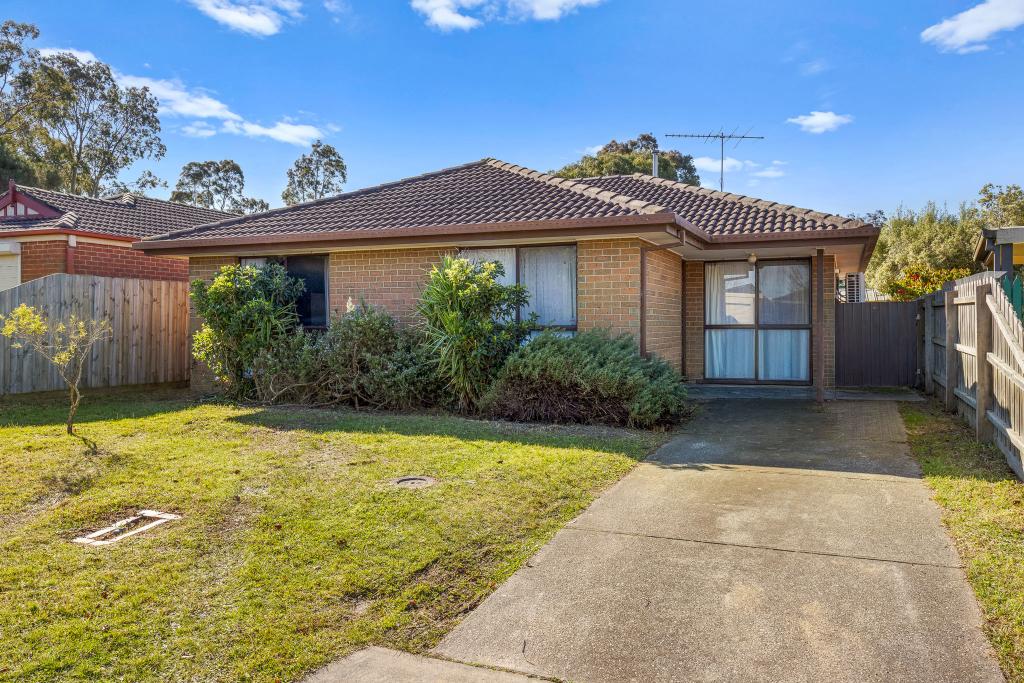 7 Amy Cl, Pakenham, VIC 3810