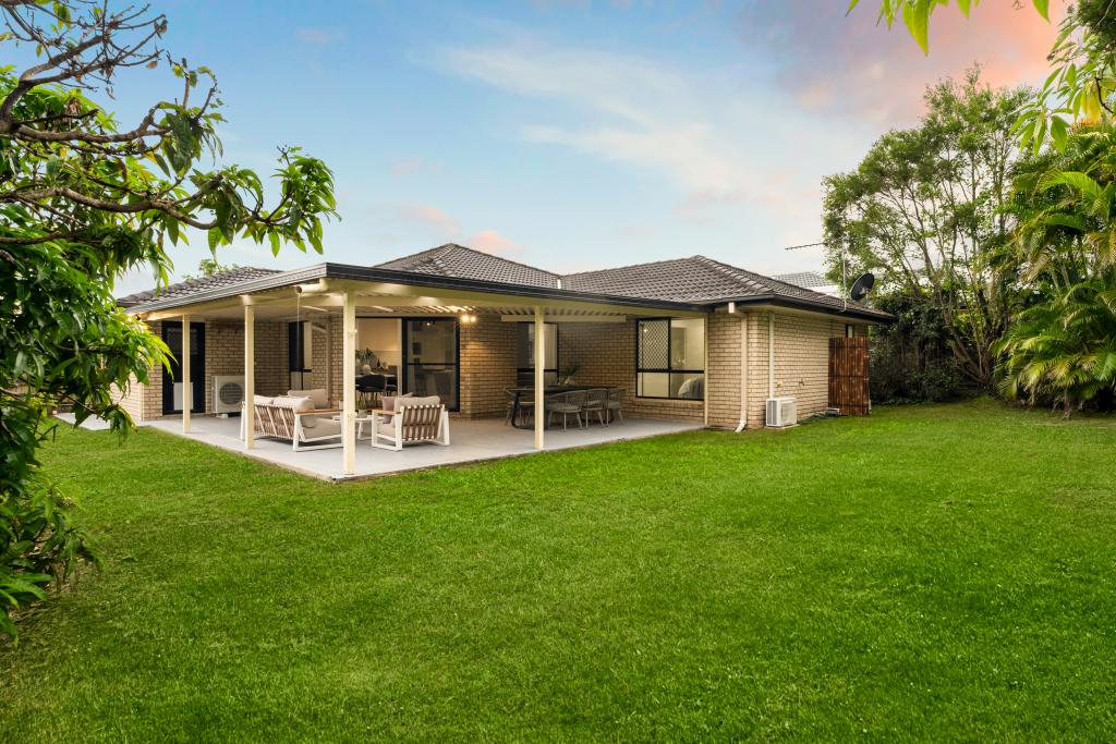71 DAINTREE DR, PARKINSON, QLD 4115