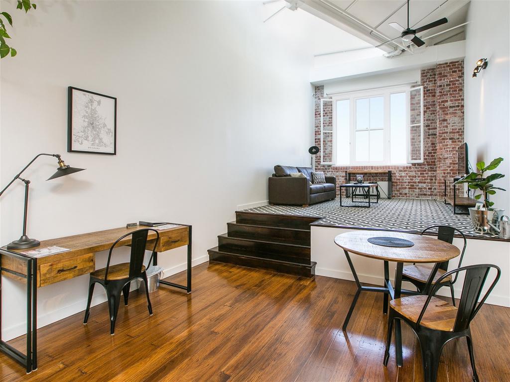 327/64 Macquarie St, Teneriffe, QLD 4005