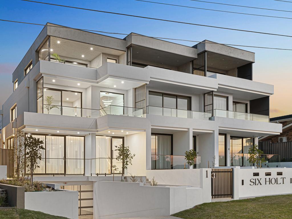 1/6 HOLT RD, TAREN POINT, NSW 2229