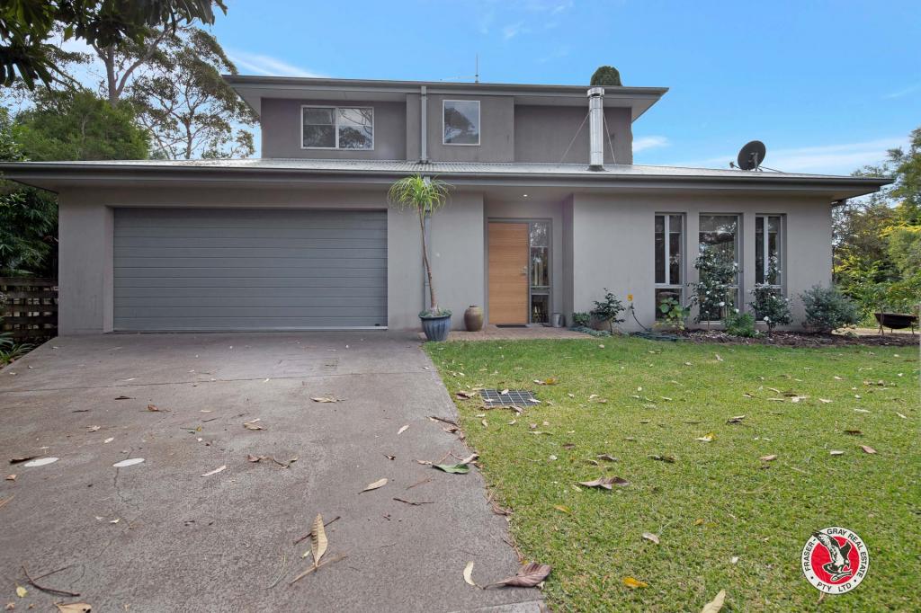 8 ANGLE ST, BROULEE, NSW 2537
