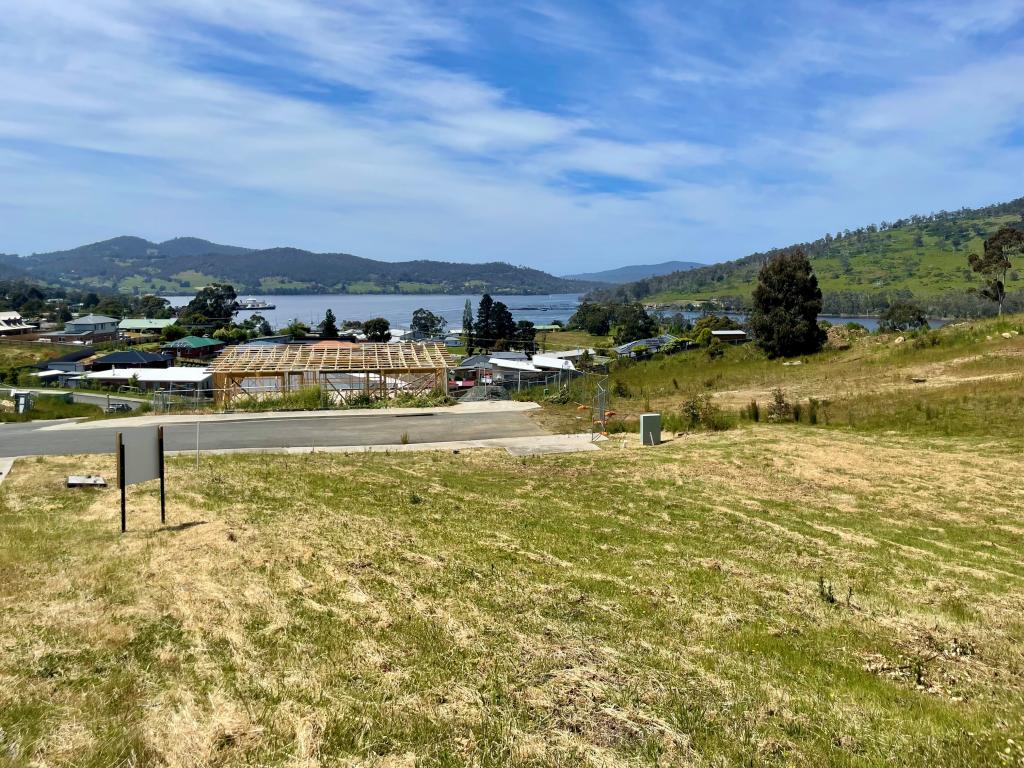 19 Port View Dr, Port Huon, TAS 7116