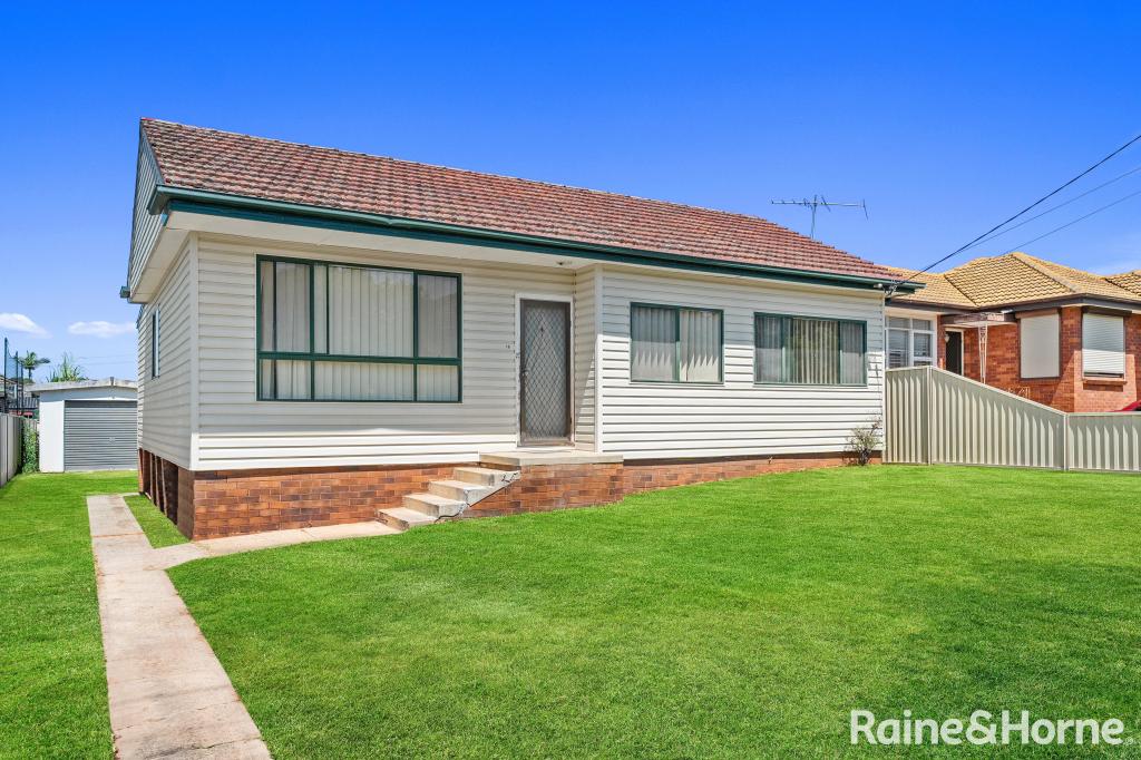 18 Benelong Ave, Smithfield, NSW 2164