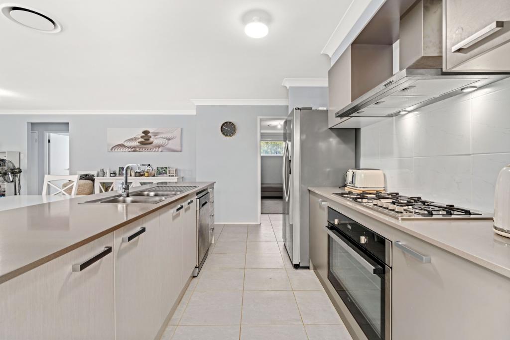 25 Turnstone Vsta, South Nowra, NSW 2541