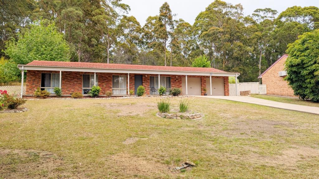 1 Birroul Pl, Dalmeny, NSW 2546