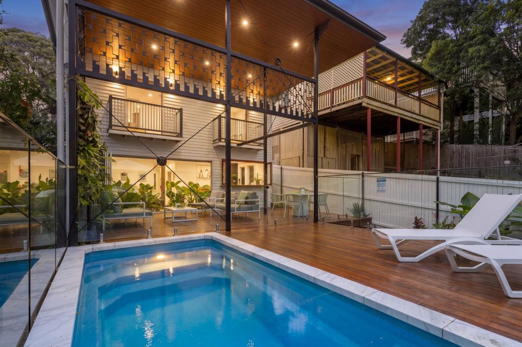 100 ALEXANDRA ST, BARDON, QLD 4065