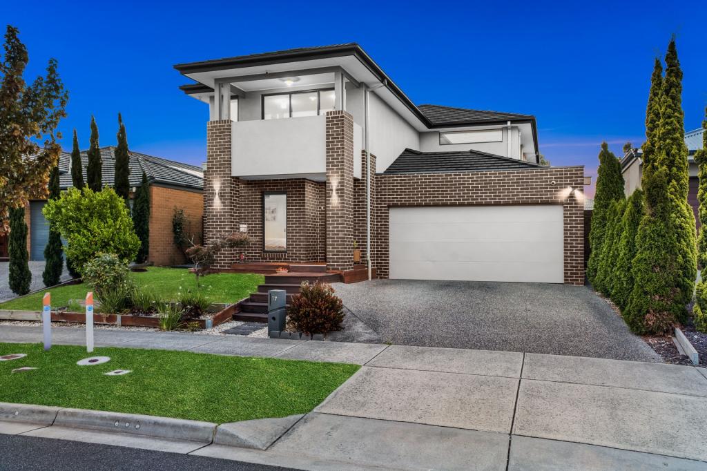 17 Strettle Cres, Cranbourne North, VIC 3977