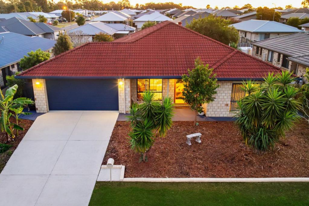 8 Stringybark Dr, Urangan, QLD 4655