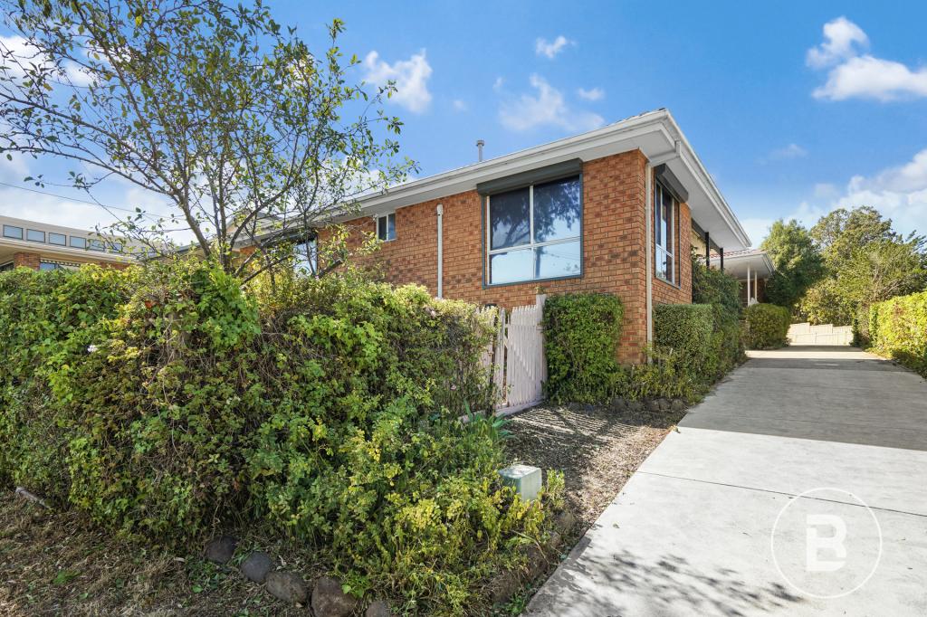 1/7 Mckee St, Golden Point, VIC 3350