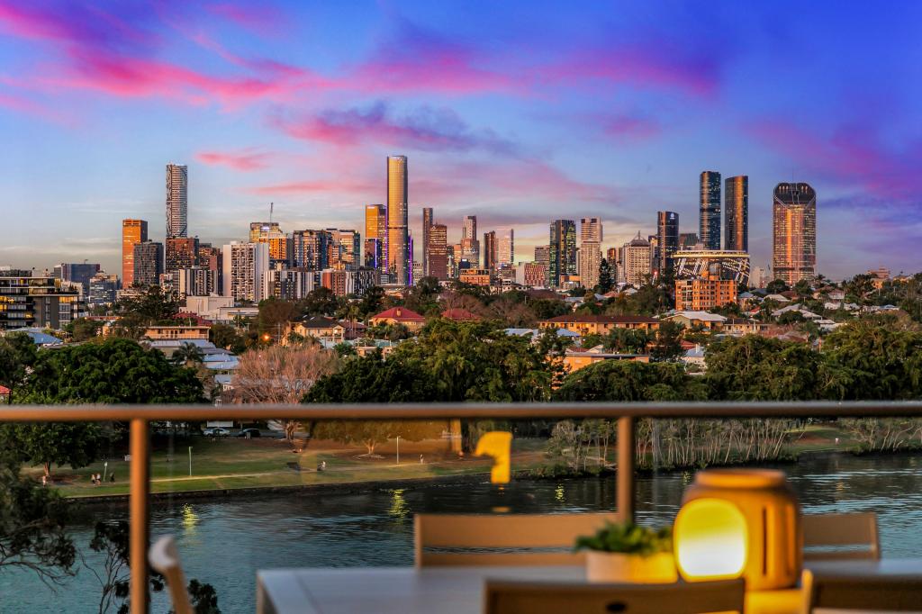 28/72 Sandford St, St Lucia, QLD 4067