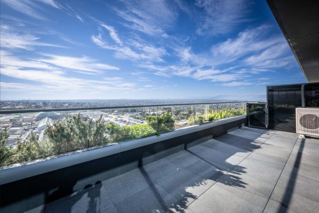 909b/23 Osullivan Rd, Glen Waverley, VIC 3150