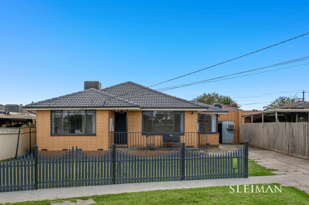 13 Winamurra Cres, Thomastown, VIC 3074