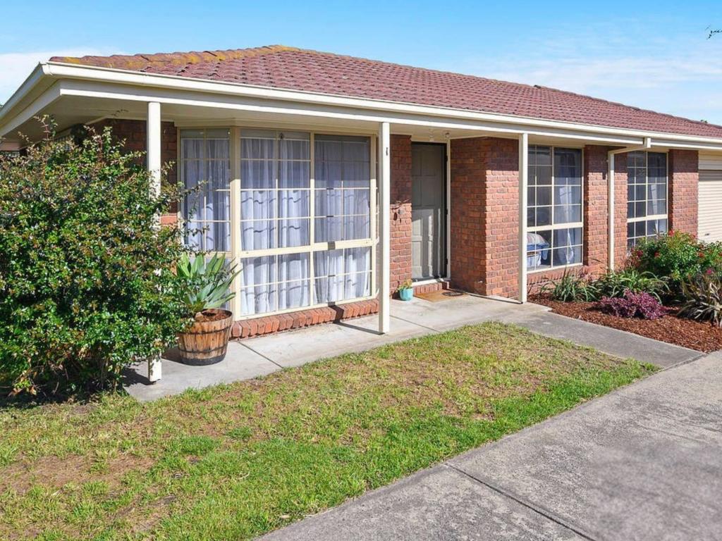 1/4 The Fairway, North Geelong, VIC 3215