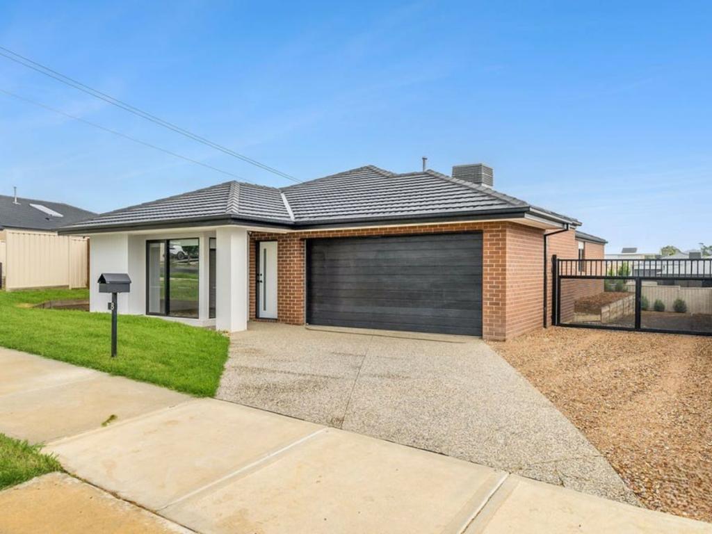 8 Vista Ct, Broadford, VIC 3658