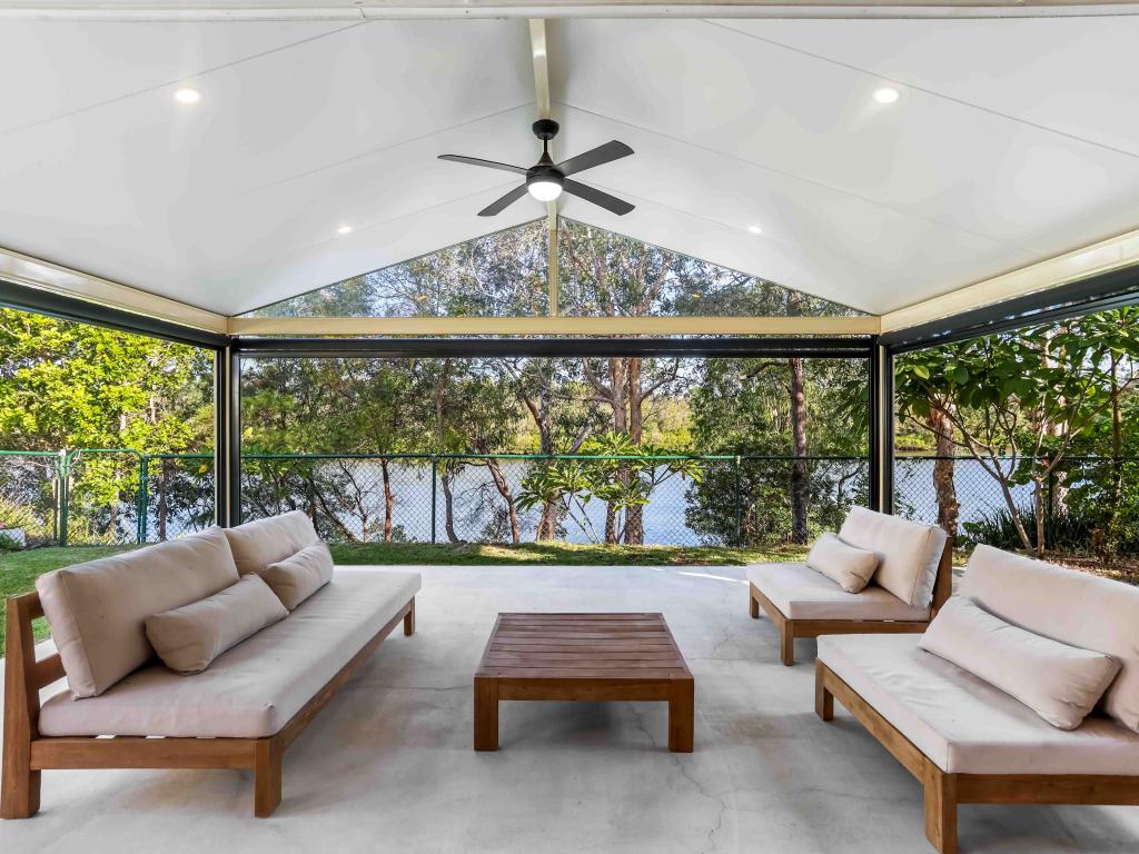 11/4 Koala Town Rd, Upper Coomera, QLD 4209