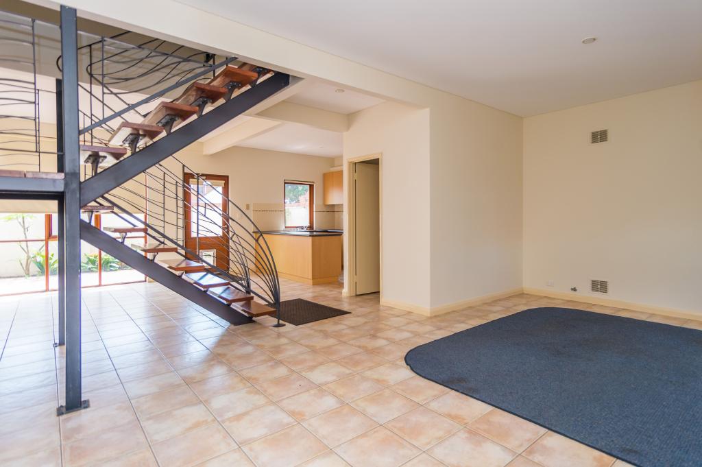 12a Grey St, Fremantle, WA 6160