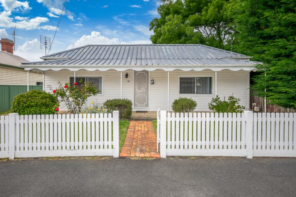14 Mair St, Kyneton, VIC 3444