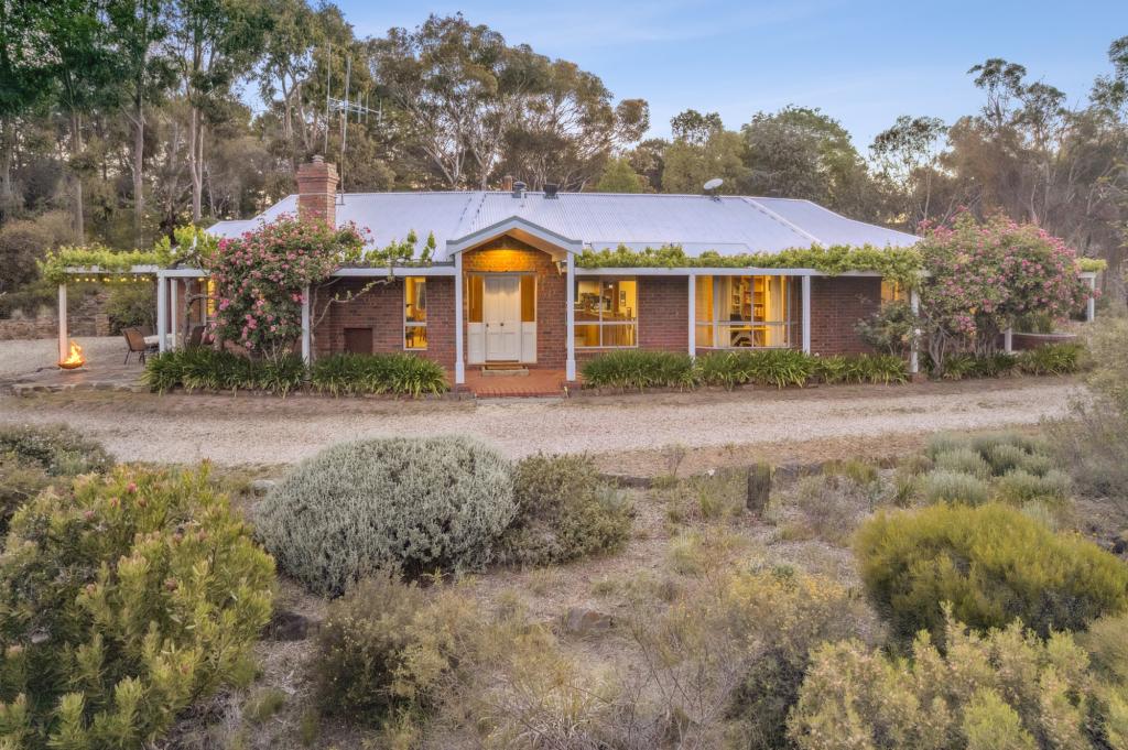 147 Carnochans Rd, Sutton Grange, VIC 3448