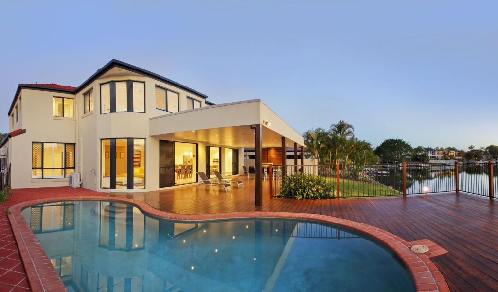 8 Champagne Bvd, Helensvale, QLD 4212