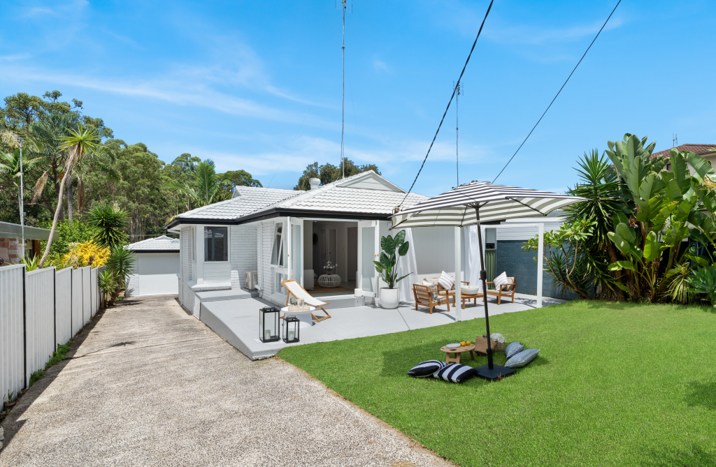 24 Toorak Ave, Erina, NSW 2250