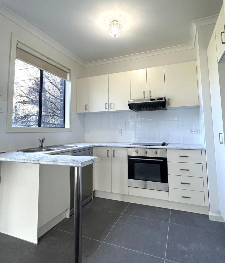 5/9 Petrea Pl, Harkness, VIC 3337