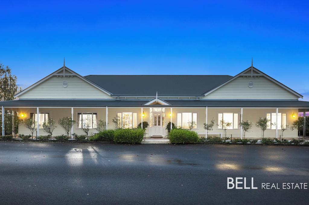 39 Taylor Rd, Cockatoo, VIC 3781