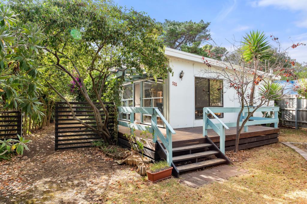 111 Red Rocks Rd, Cowes, VIC 3922