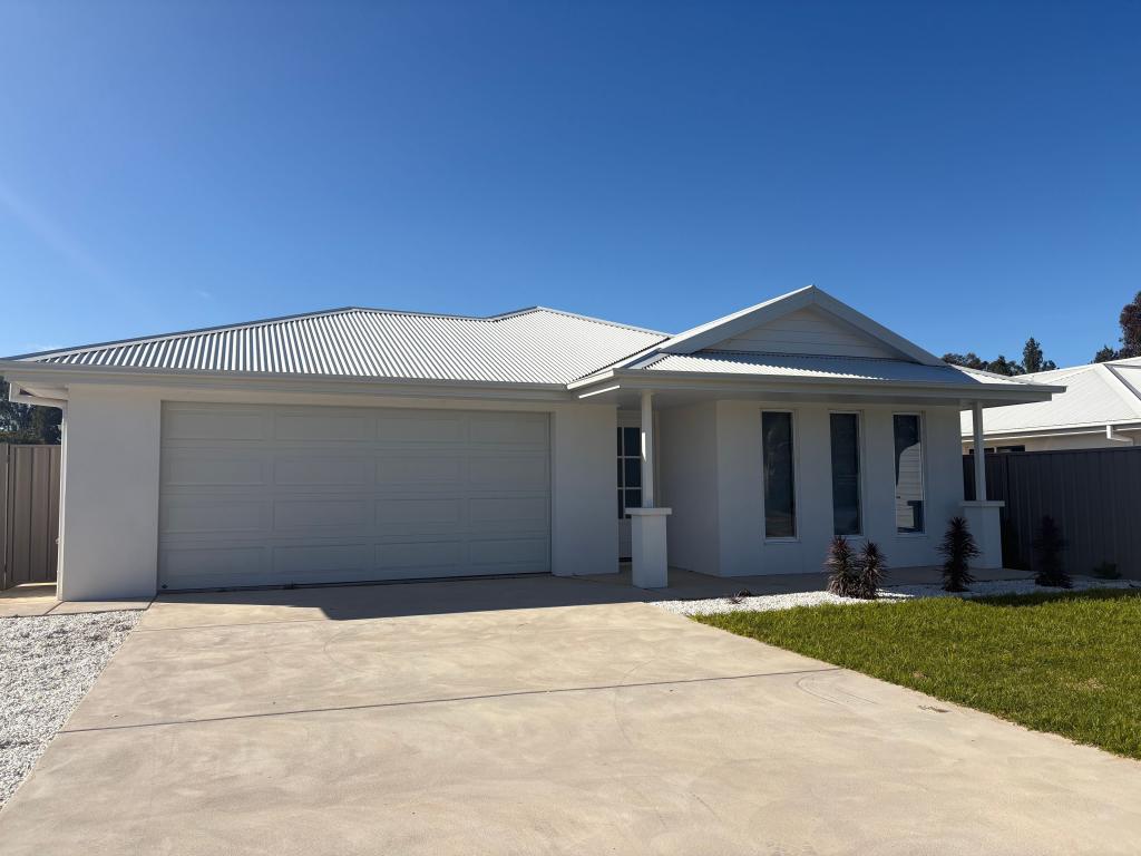 A/21 Kingdon Dr, Coolamon, NSW 2701