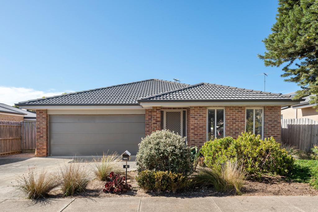 6 Wave St, St Leonards, VIC 3223