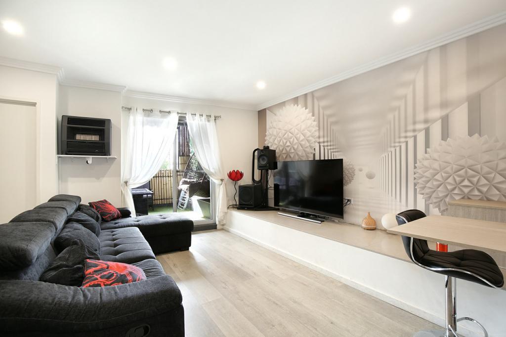 102/17 Maclaurin Ave, East Hills, NSW 2213
