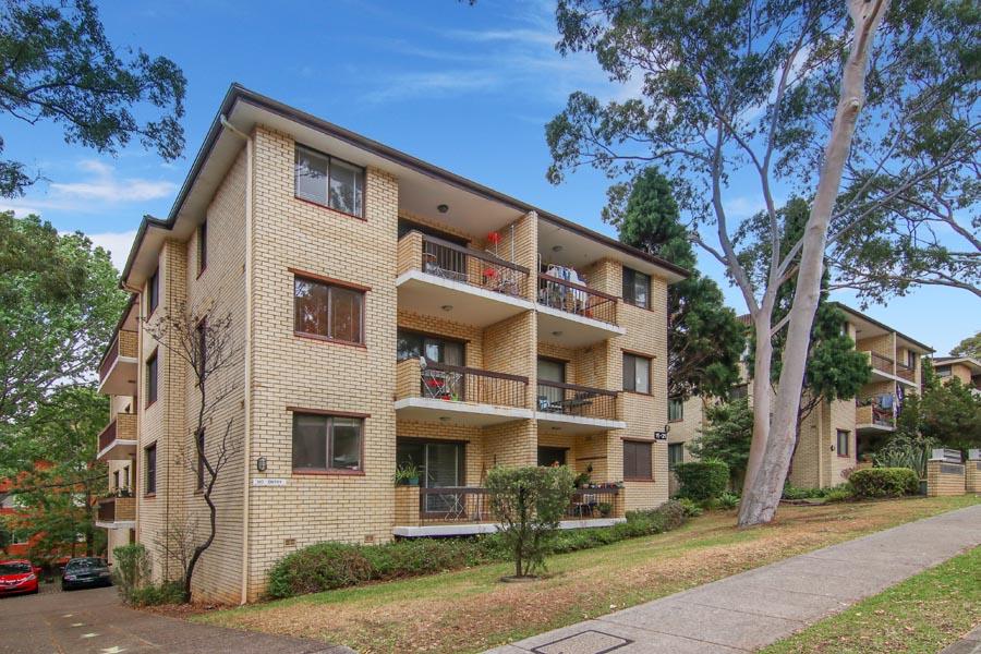 2/15 Bellevue Pde, Hurstville, NSW 2220