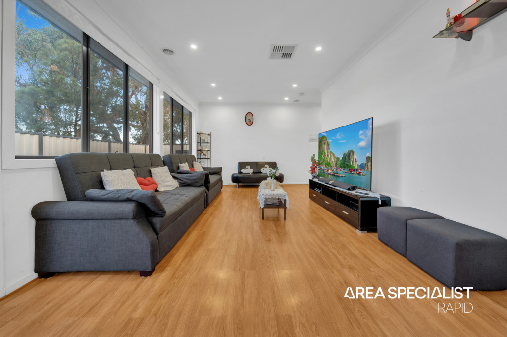 13a Blackwood Dr, Hampton Park, VIC 3976