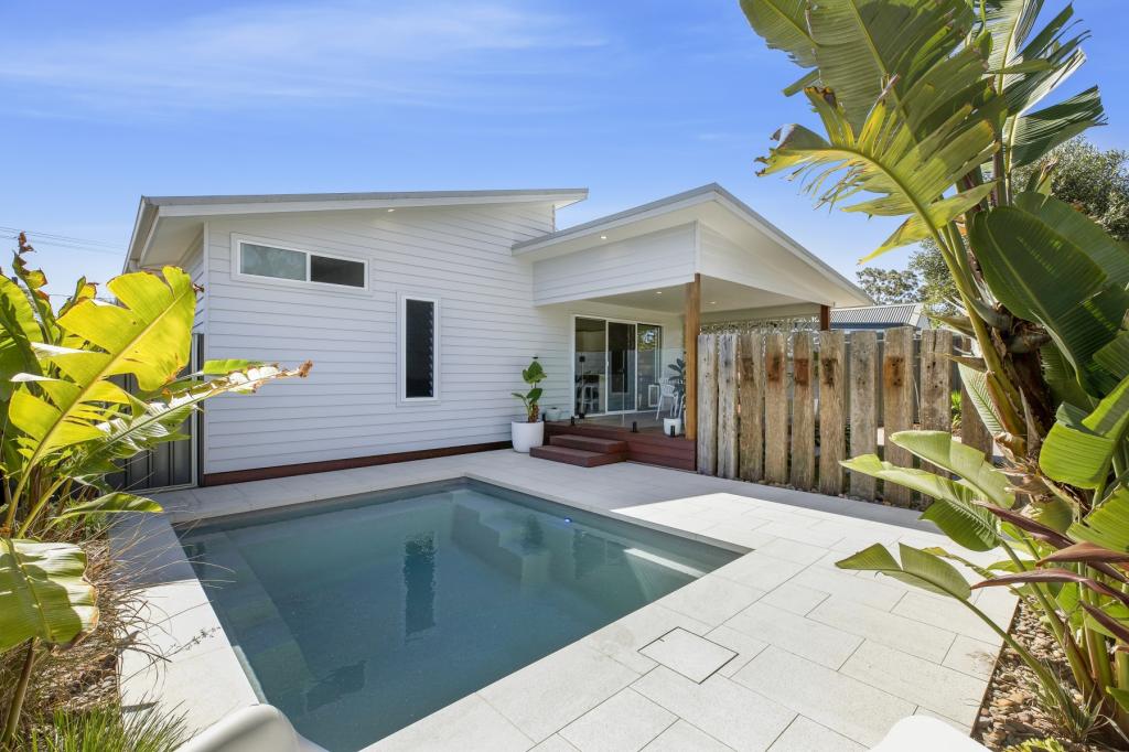 30 Priestman Ave, Umina Beach, NSW 2257