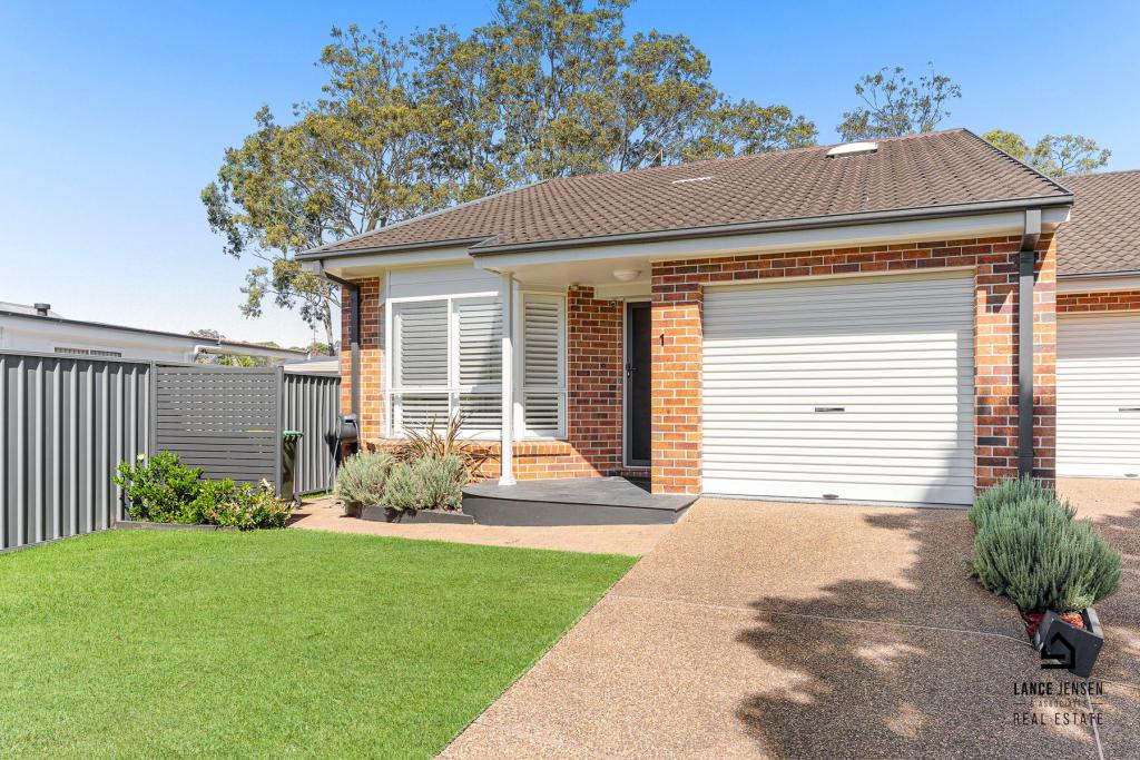 1/11 ST JOHNS DR, CROUDACE BAY, NSW 2280