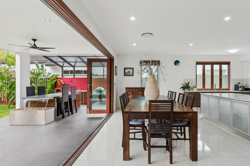 48 Whitehaven Way, Pelican Waters, QLD 4551