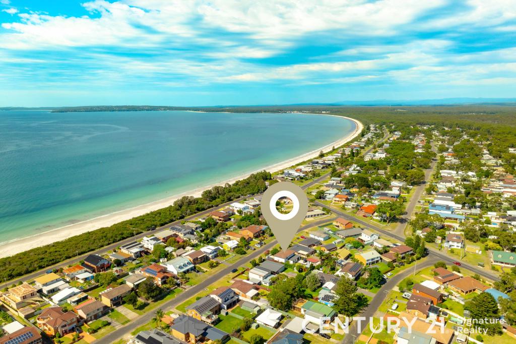 8 Lennox Rd, Callala Beach, NSW 2540