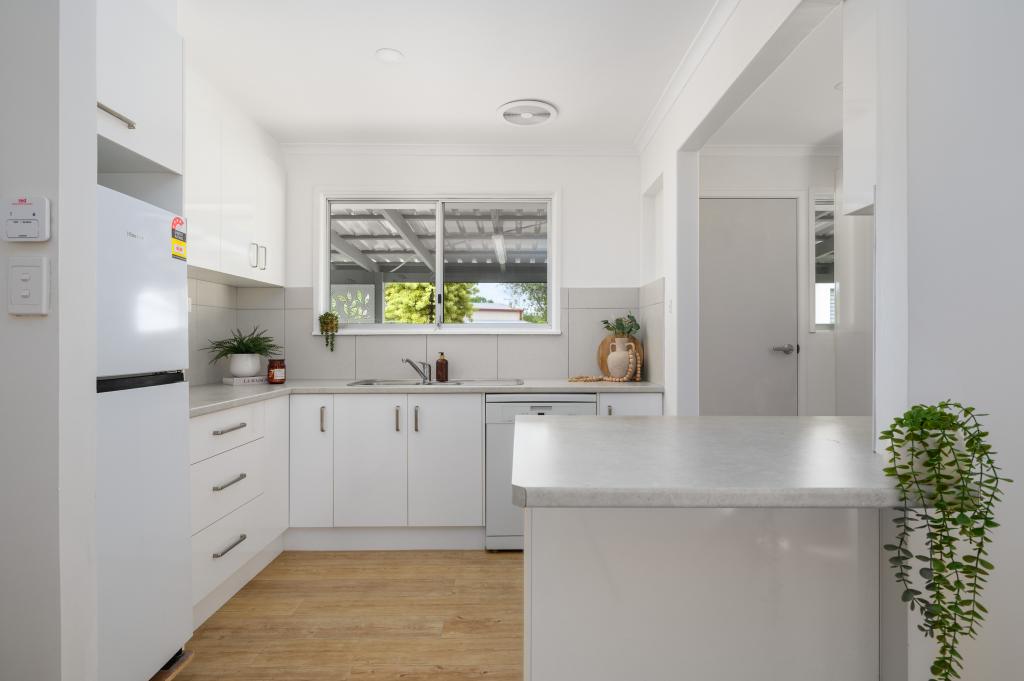 158 Queen Elizabeth Dr, Cooloola Cove, QLD 4580