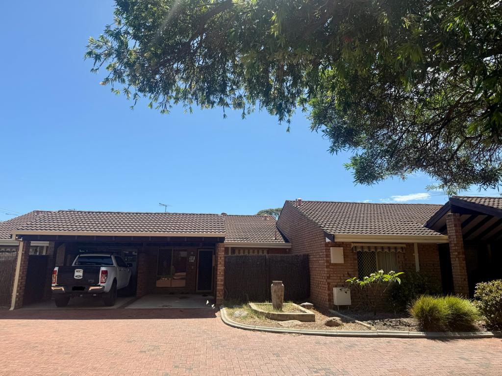 7/1 Waterway Ct, Churchlands, WA 6018