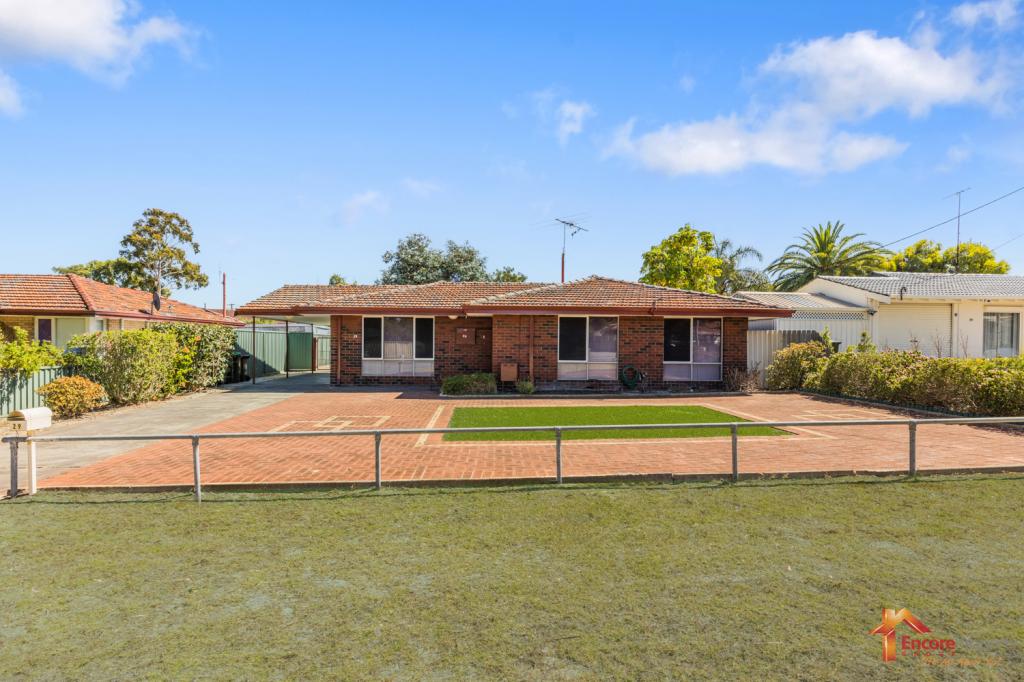 29 Adamson Rd, Parmelia, WA 6167