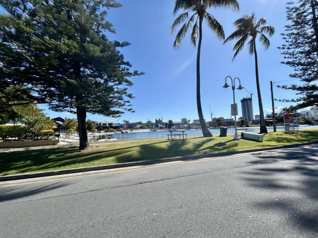 4/5 Watson Esp, Surfers Paradise, QLD 4217