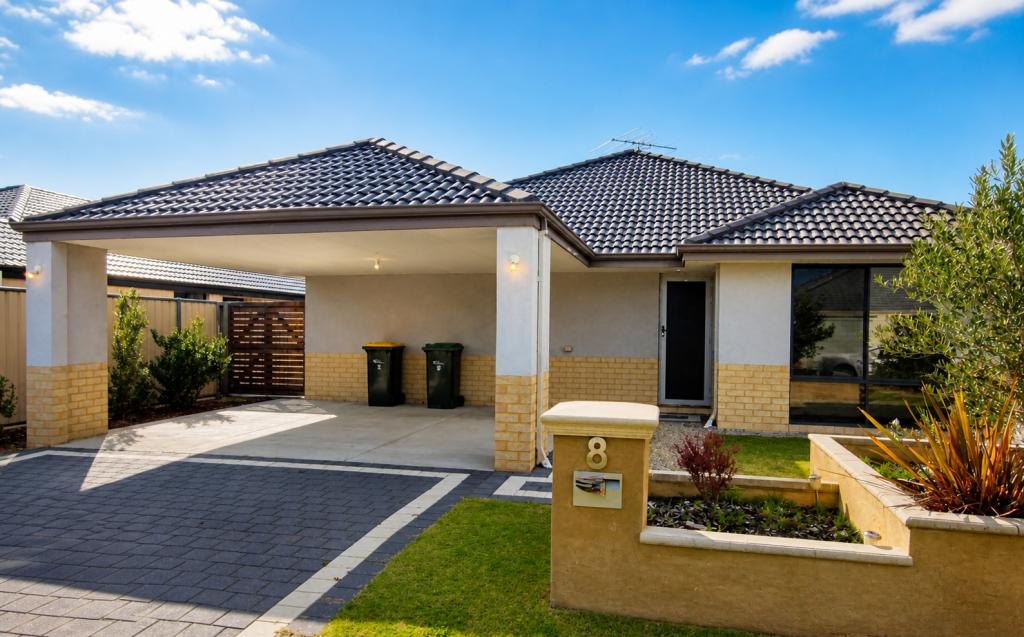 8 Kinglake Rd, Yanchep, WA 6035