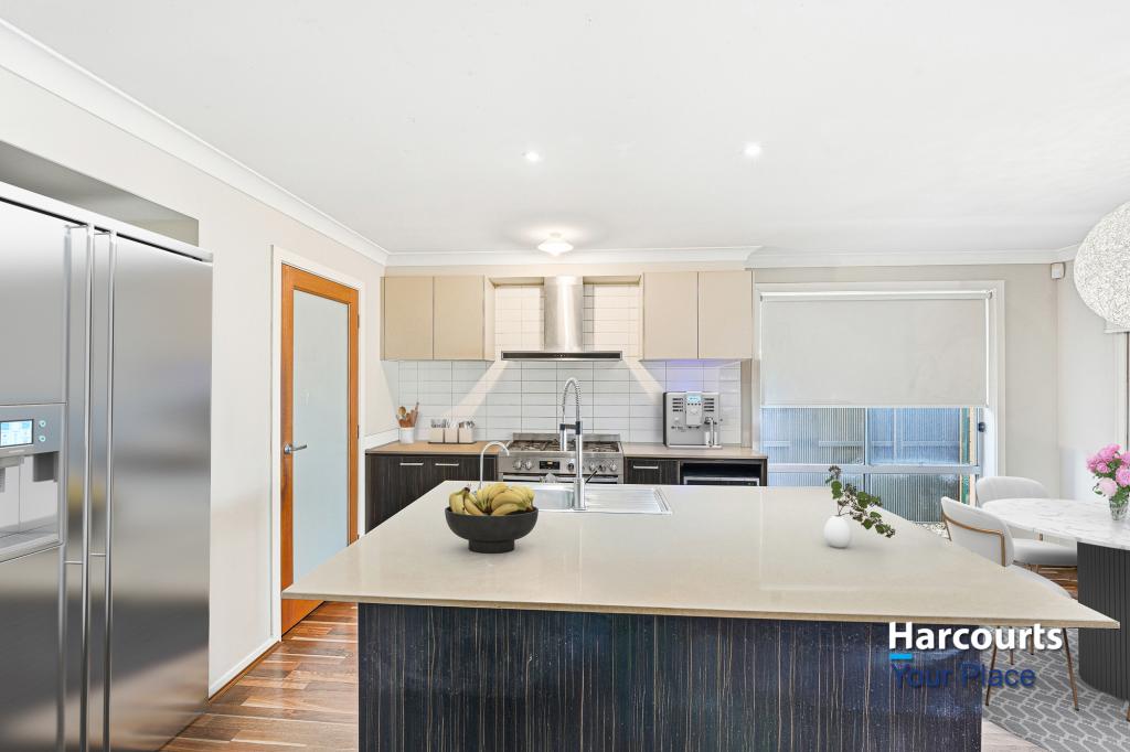 18 Stringybark St, Ropes Crossing, NSW 2760