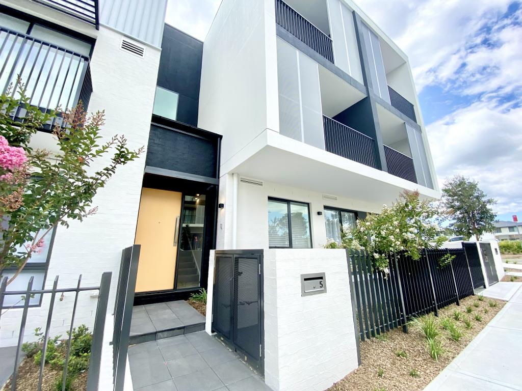 5 Carnegie St, Edmondson Park, NSW 2174