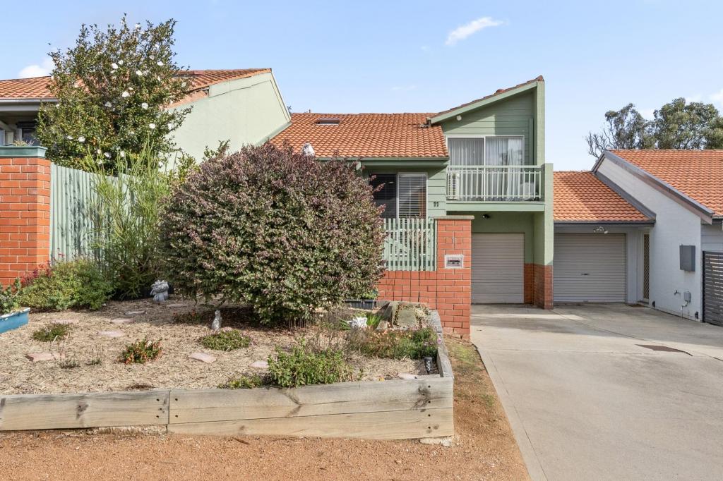 11 D'Hage Ct, Melba, ACT 2615