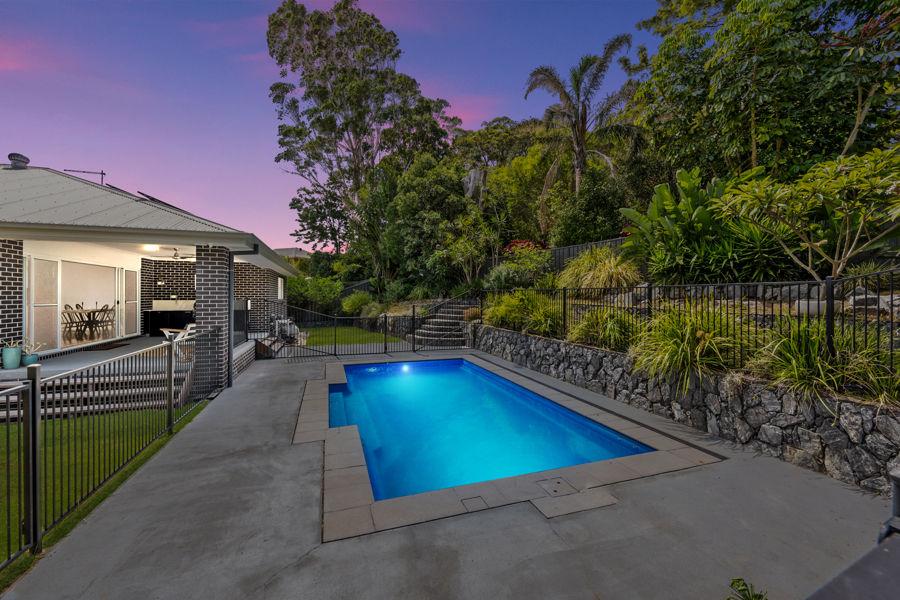 15 Carabeen Cl, Woolgoolga, NSW 2456