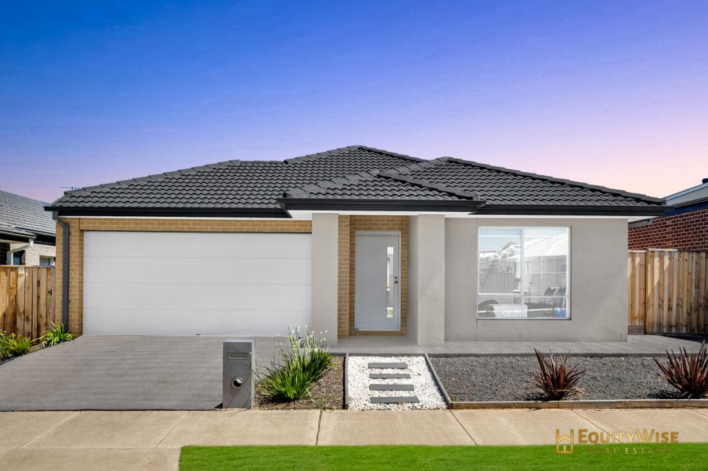 6 Sparland St, Manor Lakes, VIC 3024