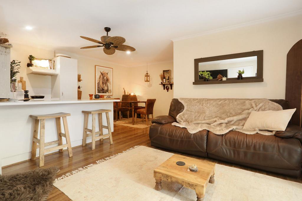 1/20 Kangaroo Ave, Coombabah, QLD 4216