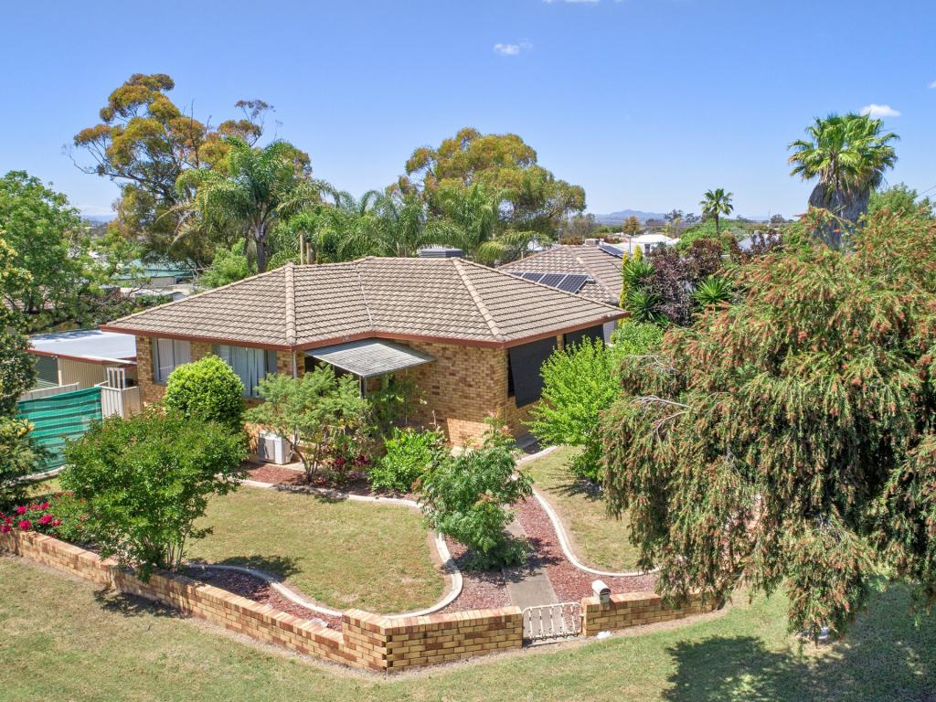 4 Lumeah St, South Tamworth, NSW 2340