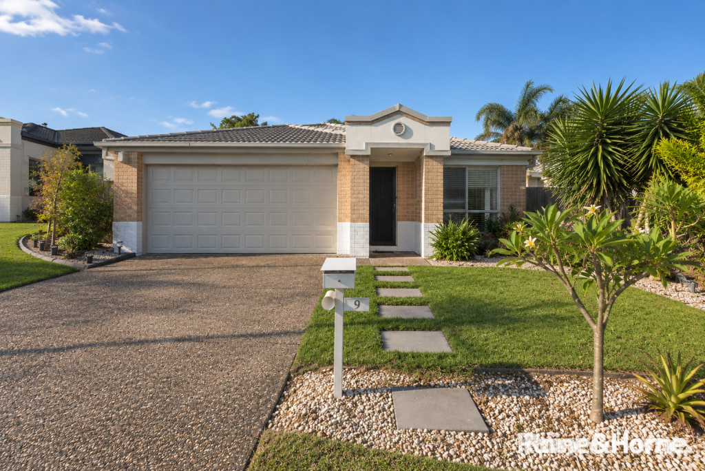 9 Tillys Pl, Burleigh Heads, QLD 4220