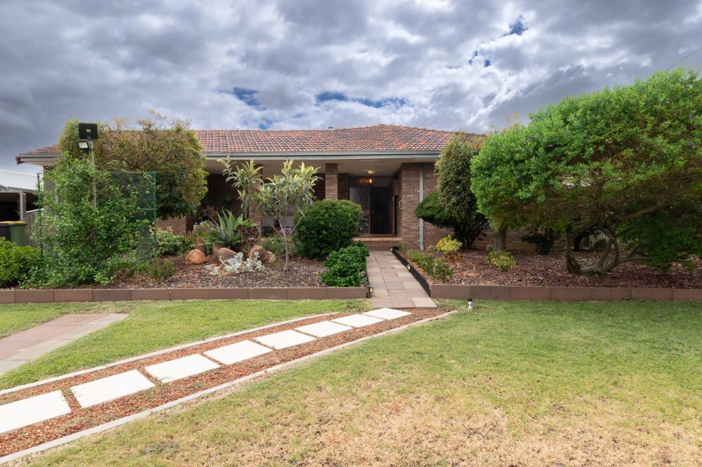 14 Dellavanzo St, Maddington, WA 6109